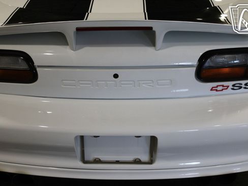 Used 2001 Chevrolet Camaro Z28 w/ SS Performance/Appearance Pkg image 35