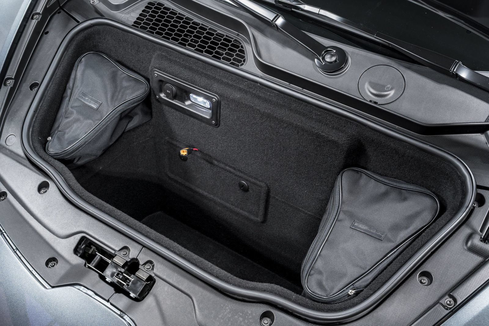 Used 2021 Lamborghini Huracan EVO RWD image 44