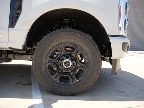 New 2026 Ford F250 XL w/ STX Appearance Package AWD/4WD image 7