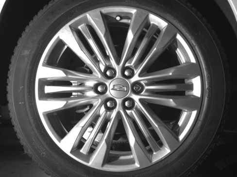 Used 2017 Cadillac XT5 Premium Luxury w/ LPO, Wheel Lock Package AWD/4WD image 11