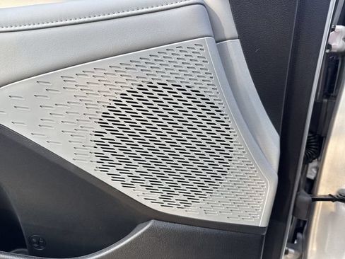 Used 2025 Hyundai Palisade SEL FWD image 30