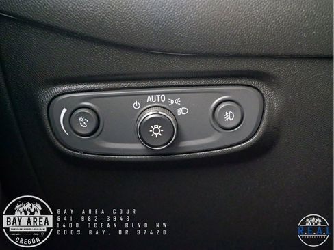 Used 2021 Chevrolet Equinox LT image 15