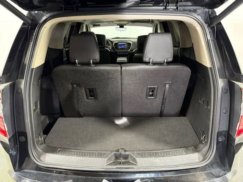 Used 2021 GMC Acadia Denali w/ Denali Technology Package image 20