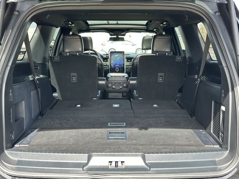 Used 2024 Ford Expedition Max Platinum image 30