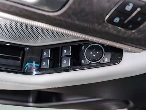 Used 2025 Ford Explorer Platinum w/ LUX Leather Package image 27