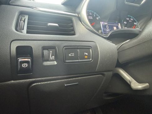 Used 2018 Chevrolet Impala Premier image 18