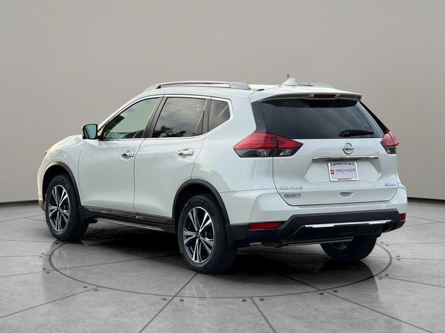 Used 2017 Nissan Rogue SL w/ SL Premium Package AWD/4WD image 5