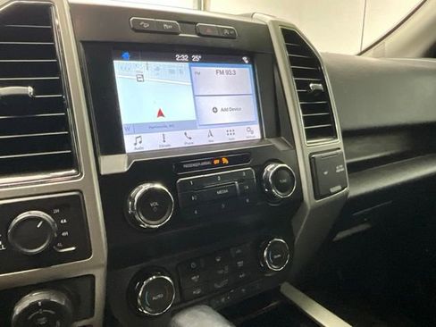 Used 2019 Ford F150 Lariat w/ Trailer Tow Package image 9