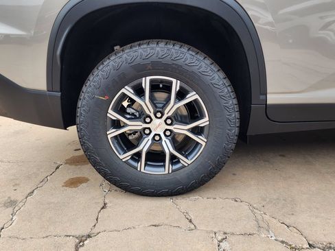 New 2026 GMC Acadia AT4 w/ Luxury Package AWD/4WD image 57