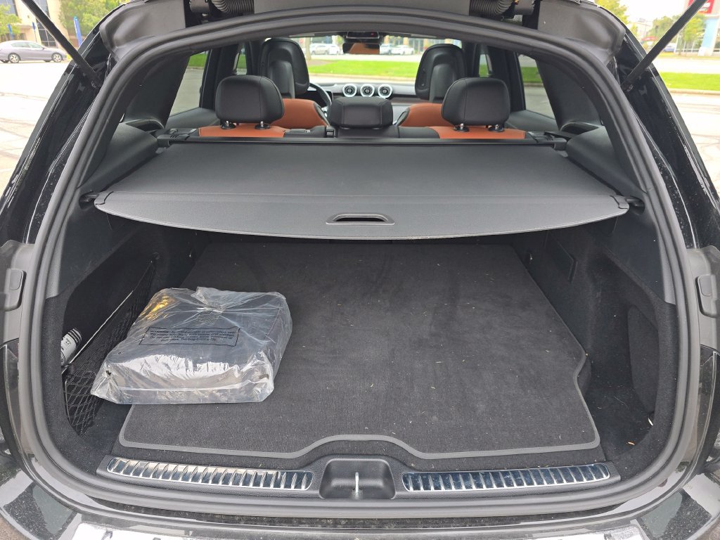 Certified 2025 Mercedes-Benz GLC 350e 4MATIC image 19