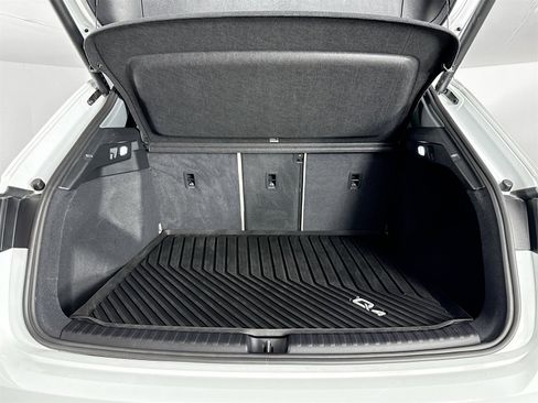 Certified 2024 Audi Q4 e-tron Premium Plus w/ Premium Plus image 27