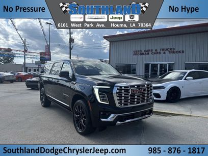 Used 2025 GMC Yukon XL Denali w/ Sun & Power Step Package