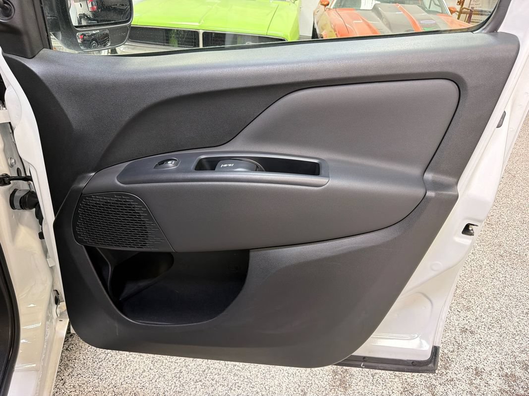 Used 2022 RAM ProMaster City Tradesman w/ Window Group 04 FWD image 34