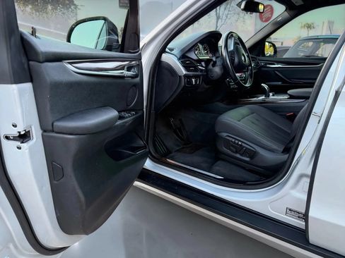 Used 2018 BMW X5 xDrive35i AWD/4WD image 9