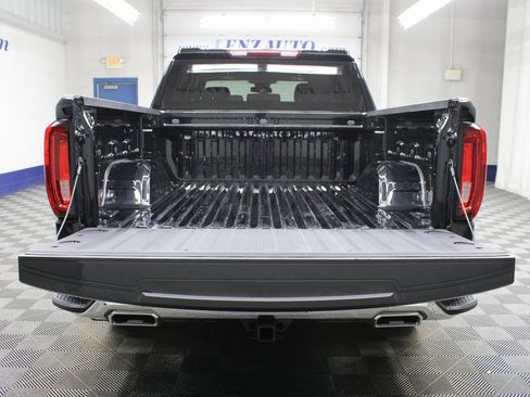Used 2024 GMC Sierra 1500 SLT image 31