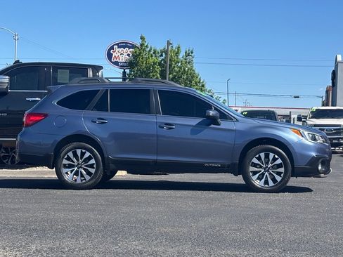 Used 2016 Subaru Outback 2.5i Limited AWD/4WD image 44