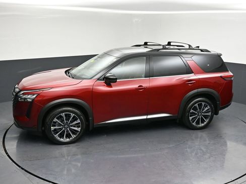 New 2026 Nissan Pathfinder Platinum image 30