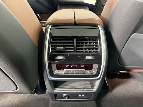 New 2026 BMW X5 xDrive50e w/ M Sport Package image 30
