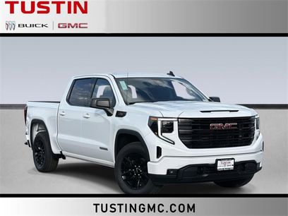 New 2026 GMC Sierra 1500 Elevation w/ LPO, Elevation Black Package