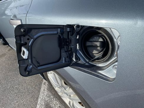 Used 2011 Nissan Altima 2.5 SL w/ 2.5SL Pkg image 46