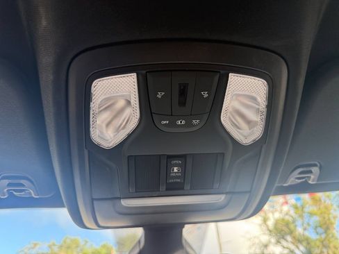 Used 2022 RAM 1500 Big Horn AWD/4WD image 26