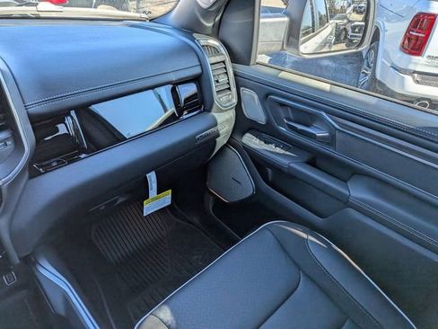 New 2026 RAM 1500 Laramie AWD/4WD image 17