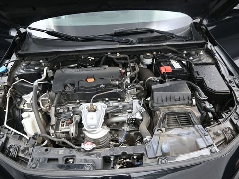 Used 2022 Honda Civic Sport image 11