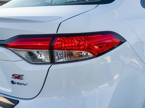 New 2026 Toyota Corolla SE FWD image 8