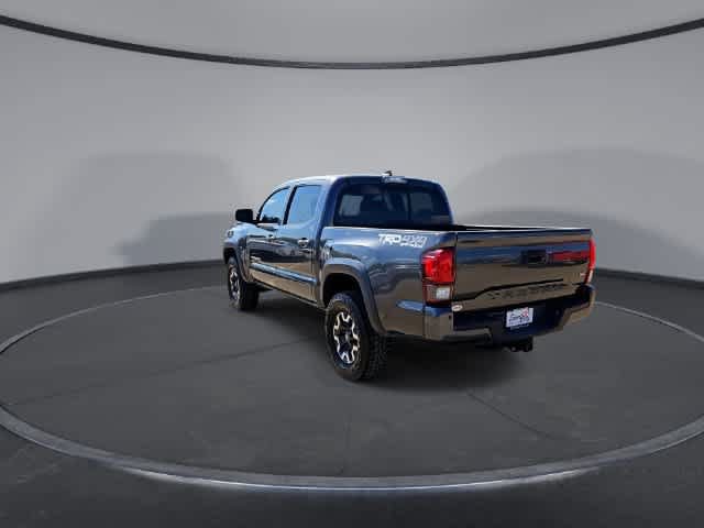 Used 2019 Toyota Tacoma TRD Off-Road w/ Technology Package AWD/4WD image 6
