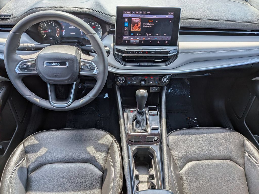 Used 2025 Jeep Compass Limited AWD/4WD image 24