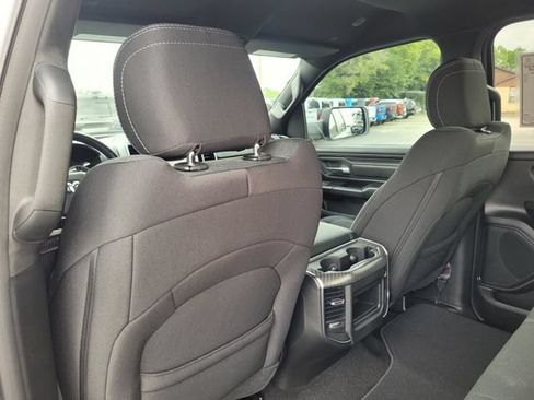 New 2026 RAM 1500 Express AWD/4WD image 25