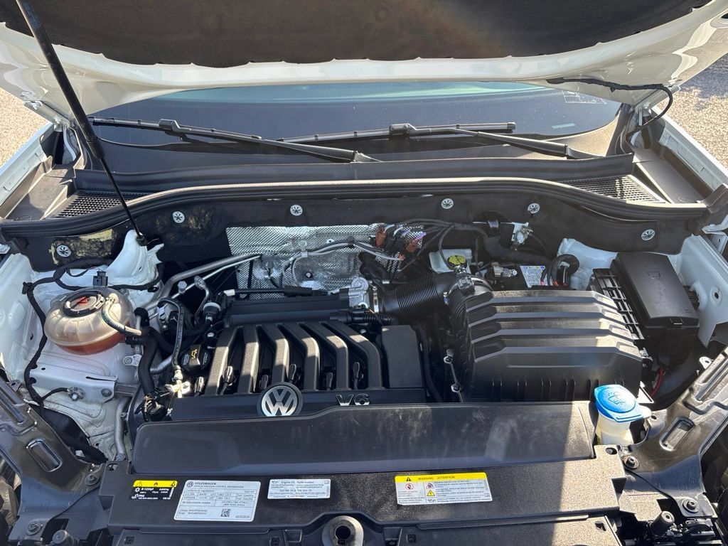 Certified 2022 Volkswagen Atlas SE FWD image 12