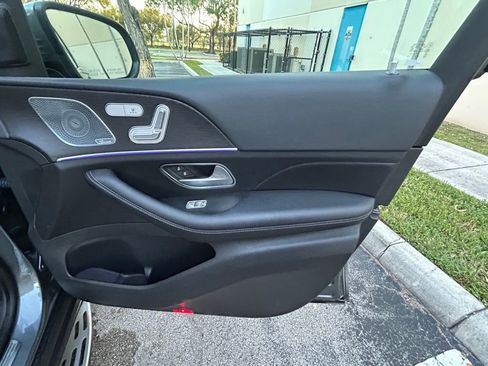 Used 2023 Mercedes-Benz GLE 350 4MATIC w/ Premium Package image 28