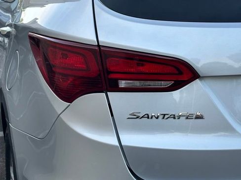 Used 2018 Hyundai Santa Fe Sport w/ 2.4L Tech Package 04 FWD image 13