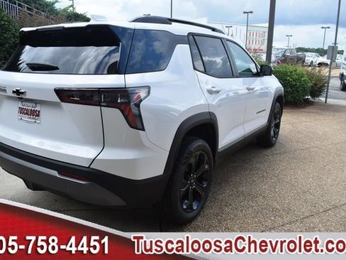 New 2026 Chevrolet Equinox LT w/ Convenience Package II FWD image 11