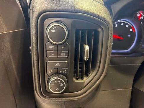 Certified 2019 Chevrolet Silverado 1500 W/T w/ WT Convenience Package AWD/4WD image 18