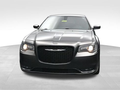 Used 2015 Chrysler 300 S AWD/4WD image 8