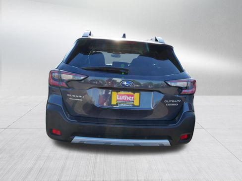 Used 2024 Subaru Outback Touring AWD/4WD image 34