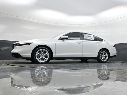 New 2026 Honda Accord LX image 30