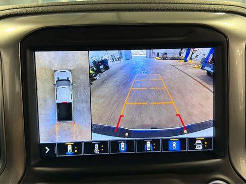 Used 2022 Chevrolet Silverado 3500 LTZ w/ LTZ Plus Package AWD/4WD image 32