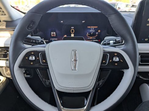 New 2026 Lincoln Aviator 2WD image 31