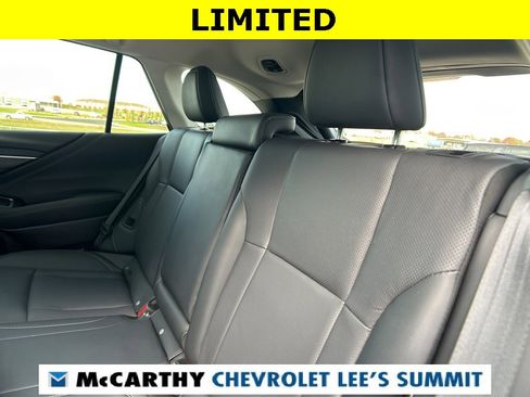 Used 2023 Subaru Outback Limited image 32