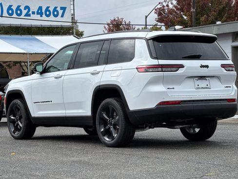 New 2025 Jeep Grand Cherokee L Limited w/ Luxury Tech Group II image 5