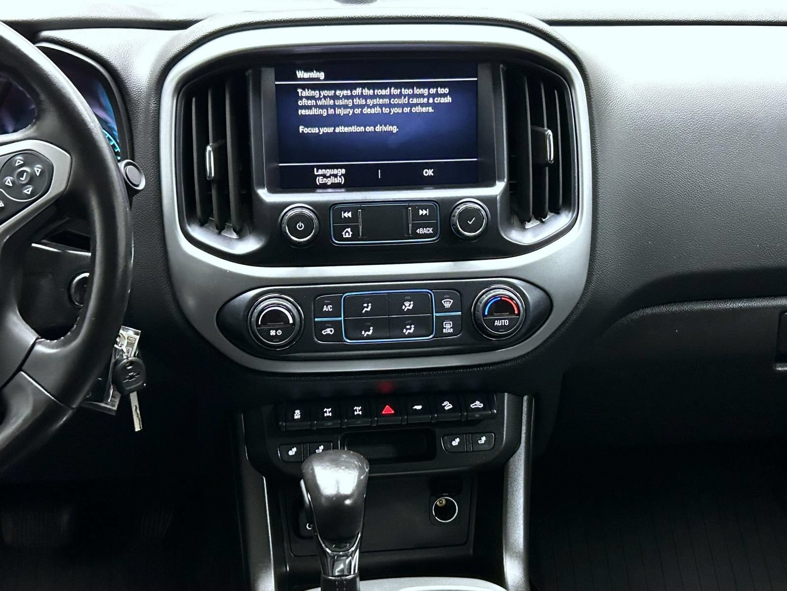 Used 2022 Chevrolet Colorado ZR2 AWD/4WD image 13