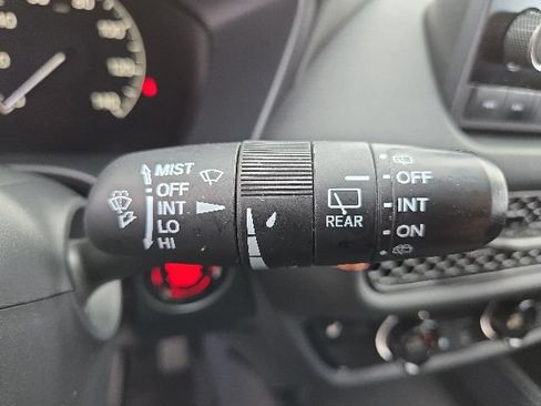 Used 2025 Honda HR-V Sport image 35