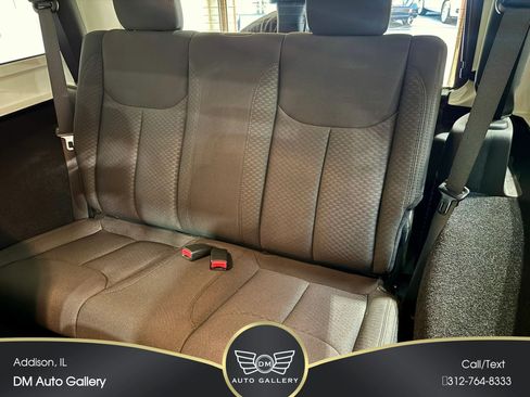 Used 2016 Jeep Wrangler Sport AWD/4WD image 23