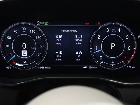 Used 2021 Jaguar F-PACE S image 3