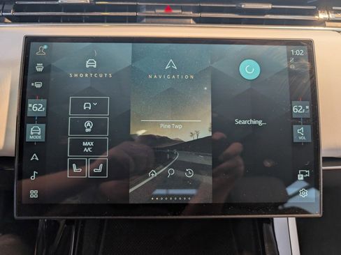 Used 2024 Land Rover Range Rover Sport SE image 20