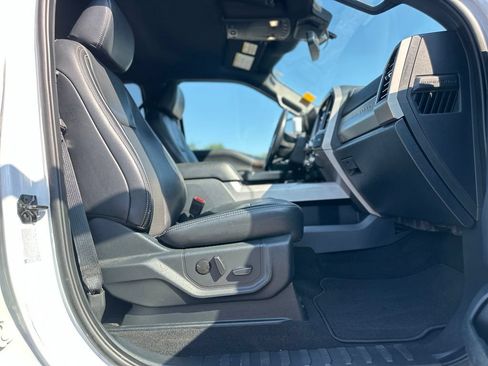 Certified 2022 Ford F250 Lariat w/ Lariat Ultimate Package AWD/4WD image 27