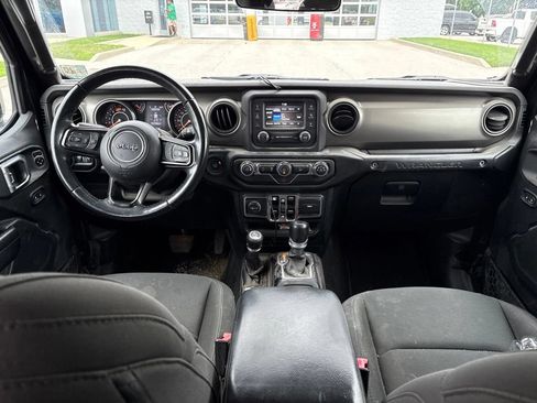Used 2018 Jeep Wrangler Unlimited Sport S AWD/4WD image 13